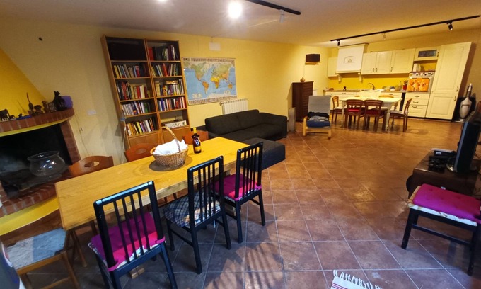 Moscufo Bed & Breakfast | Villa 3 bedrooms two bathrooms large living room with Full-optional kitchen and BBQ