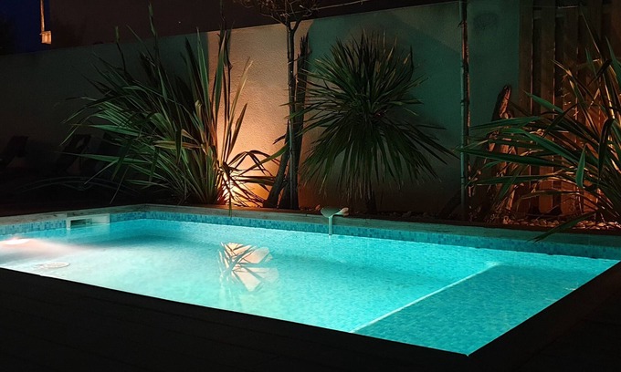Sete Villa | Villa 300m beach- Pool-air conditioning -8 bike-wifi-garden -Rooftop with view
