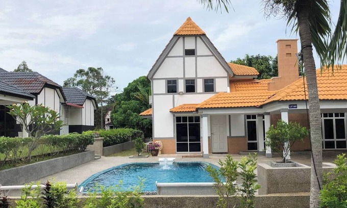 Alor Gajah Villa | Villa 841 @ A'Famosa Resort