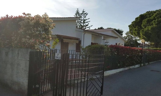 Belvedere Marittimo Villa | Villa a step away from the sea .