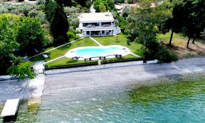 Molos-Agios Konstantinos Villa | Villa Agios - Stunning beachfront private villa, ideal for families