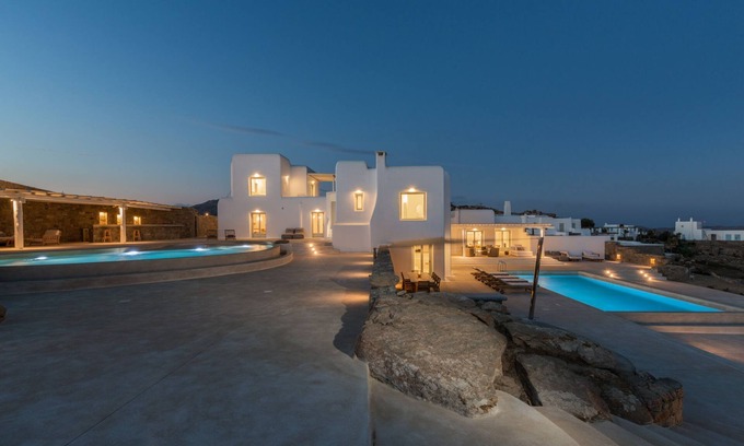 Tourlos Villa | Villa Alea - A luxury villa to rent by Agia Sofia area, Mykonos, Greece
