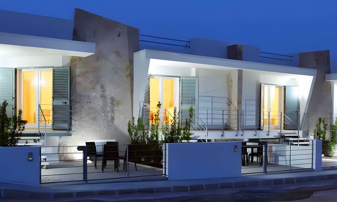 Marina di Pescoluse Villa | Villa 'Alma Maldive Del Salento' with Private Terrace, Wi-Fi and Air Conditioning