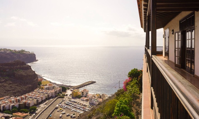 Playa de Santiago Ski Chalet | Villa Altos de Santiago