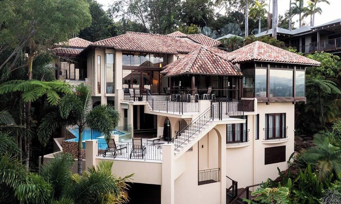 Port Douglas House | Villa Aman Tropical Luxury with Infinity Pool