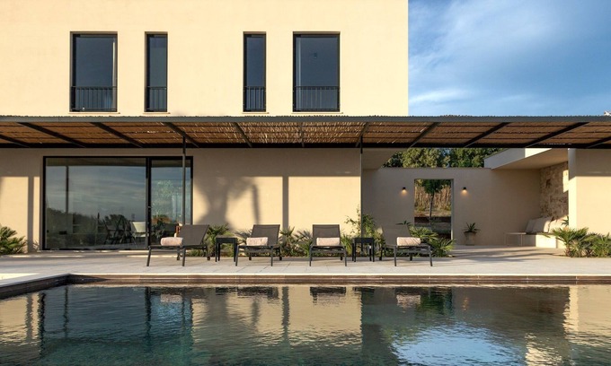 Avola Villa | Villa Amore 8, Emma Villas