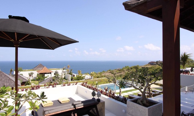 Ungasan Villa | Villa Angin Laut - 4 Bedrooms Clifftop Ocean View Villa