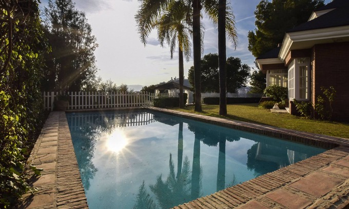 Malaga-Este Bed & Breakfast | Villa Antumalal