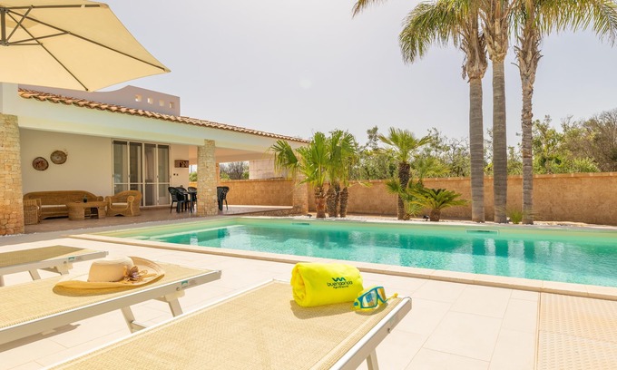 Posto Rosso Villa | Villa Aurelio - Posto Rosso