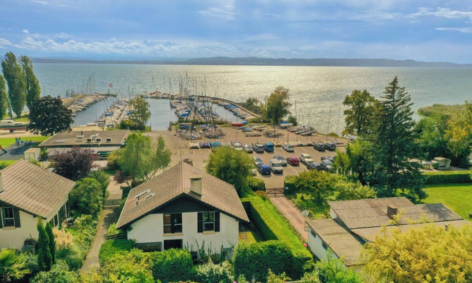 Bevaix Villa | Villa Azur on Lake Neuchâtel