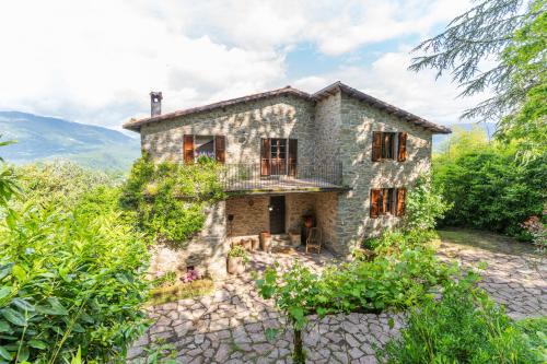 Castelnuovo di Garfagnana House | Villa Buriconti - Peaceful Countryside Retreat