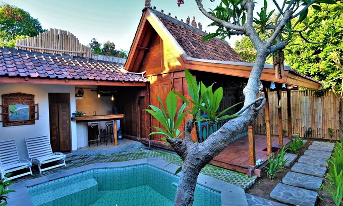 Dyanapura Villa | Villa BAgus-Antique Crafted Wood Home Near Seminyak Beach, Fancy Shop&Restaurant