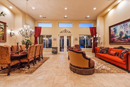 Thousand Palms Villa | Villa Barhi - A Mediterranean Palazzo