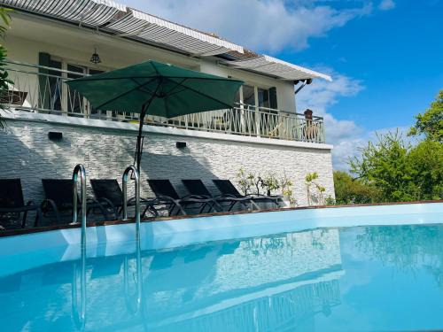 Mailly-le-Chateau House | Villa Bellevue