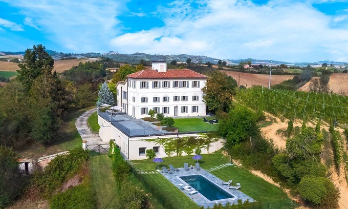 Cuccaro Monferrato Villa | Villa Boemia 10, Emma Villas