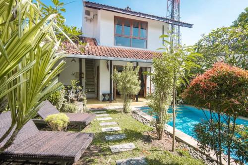 Prawirotaman Villa | Villa Bougenville