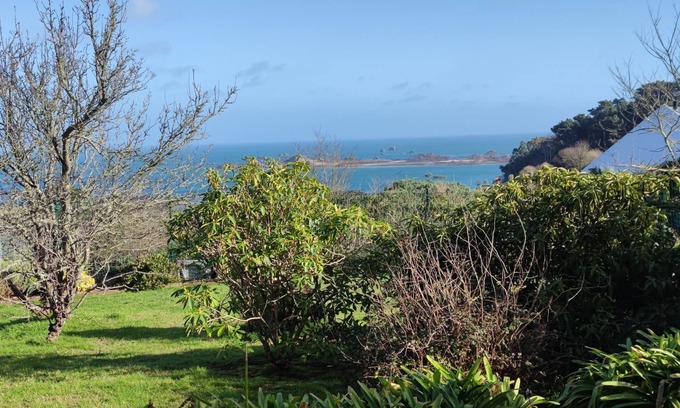 Ploubazlanec House | Villa Bretonne 12 pers. Opposite Ile de Bréhat