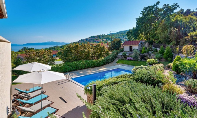 Volosko Villa | Villa Butterfly with Pool