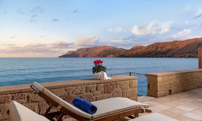 Nopigia House | Villa by the sea Votsalo,Beachfront ,10 metres from the sea