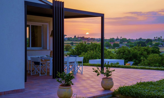 Modica Villa | Villa Calicanto con jacuzzi riscaldata