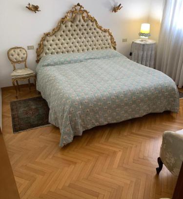 Vedano al Lambro Bed & Breakfast | Villa Camilla