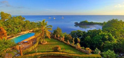 San Francisco Island Apartment | Villa Camotes Serenity