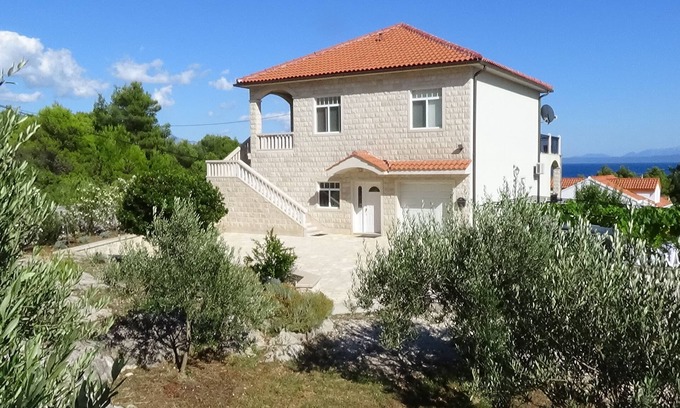 Sumartin Apartment | Villa Canadiana Family - Friendly