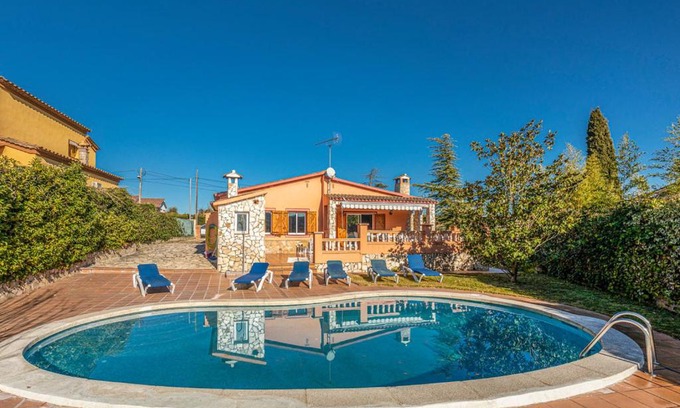 Can Carbonell Villa | Villa Carbonell