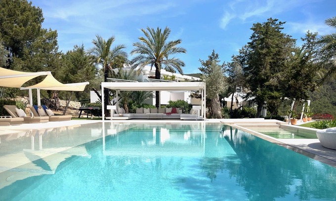 Sant Josep de sa Talaia Villa | Villa 'Casa Tyane' with Sea View, Heated Pool & Wi-Fi