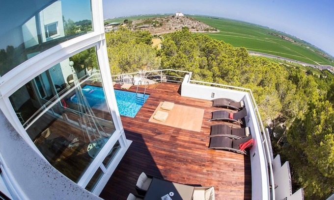 Cullera Villa | Villa-Casablanca with Sea View, Private Pool, Terrace & Wi-Fi