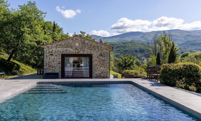 Castel Focognano Villa | Villa Casentino - Capolona ,Tuscany