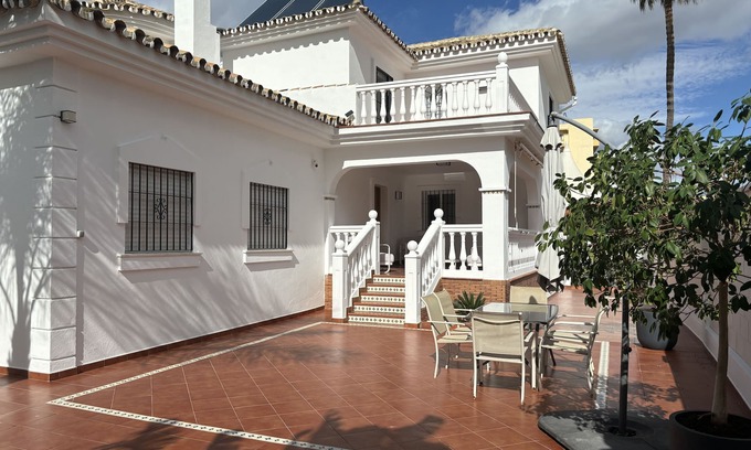 Torremolinos Villa | Villa Celia. Torremolinos. Magnificent villa with heated pool