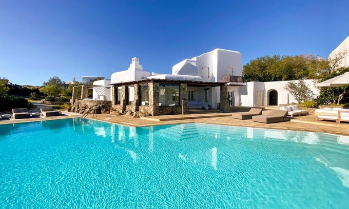 Agios Ioannis Villa | Villa Charoite - Six Bedroom Villa, Sleeps 12