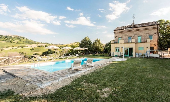 Montedinove Villa | Villa Checco by MMega