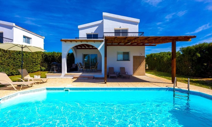 Argaka Villa | Villa Christina - Two Bedroom Villa, Sleeps 6