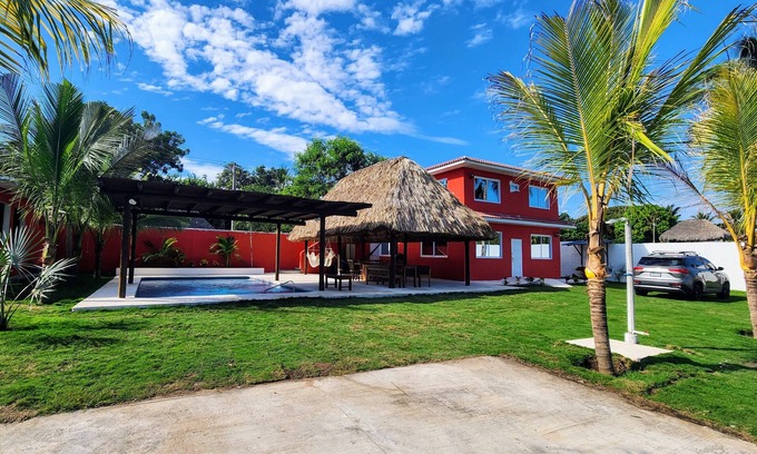 Monterrico House | Villa Claudias
