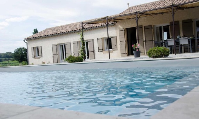 Mondragon Villa | Villa climatisée avec piscine CHAUFFÉE au cœur du massif d'Uchaux , calme absolu !