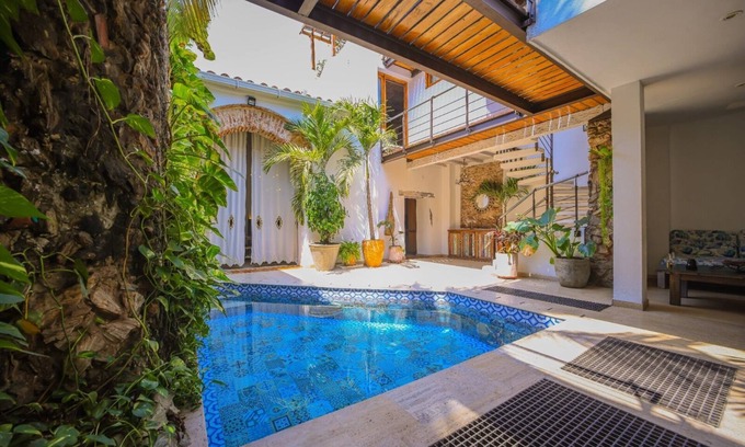 Centro House | Villa Colonial en Centro de Cartagena con Gran Piscina y Azotea