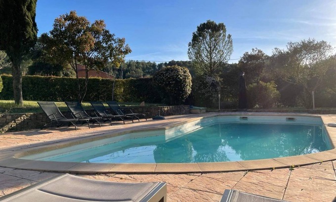 Entrecasteaux House | Villa Comorebi Provence: Unique & Charming