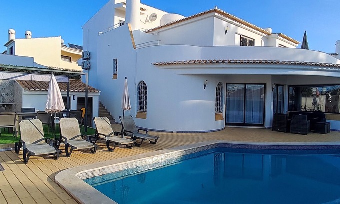 Sesmarias Villa | Villa Cristina 17 - 500m from the beach and private pool