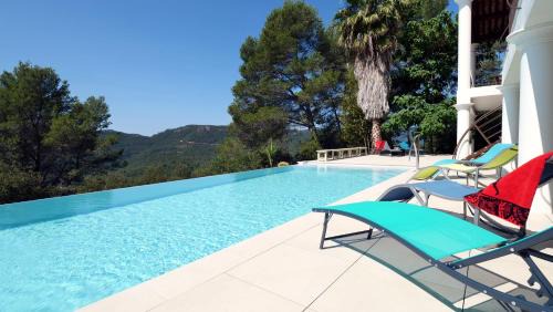 Bagnols-en-Foret Villa | Villa d'Eden domaineleshesperides