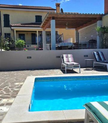 Snasici Villa | Villa Danica