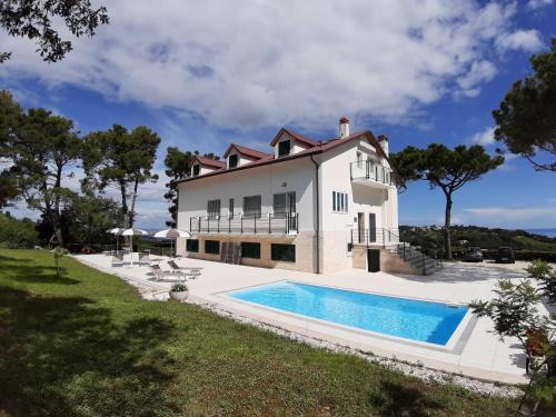 Ancona Bed & Breakfast | Villa De Ruschi