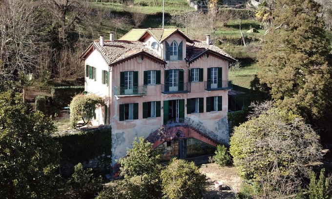 Piazza Villa | Villa della Marchesa