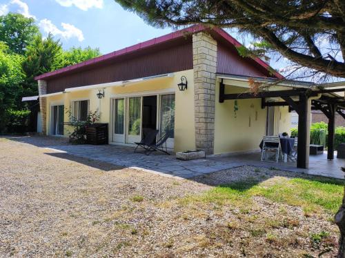 Avallon House | Villa des petites Chaumes