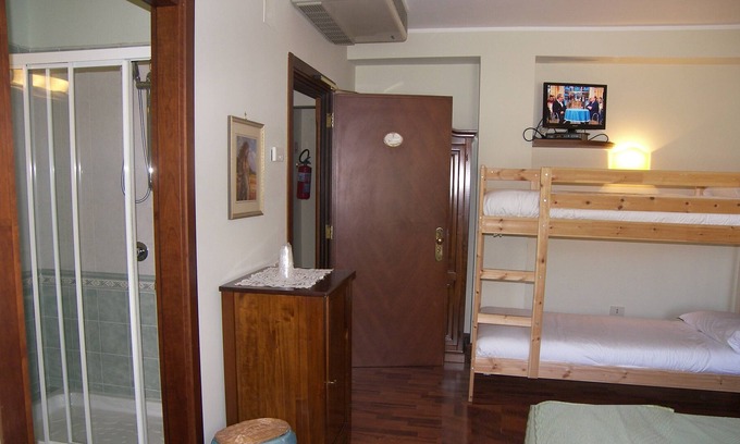 Sant'Elia Fiumerapido Bed & Breakfast | Villa Des Reves in the green near Montecassino