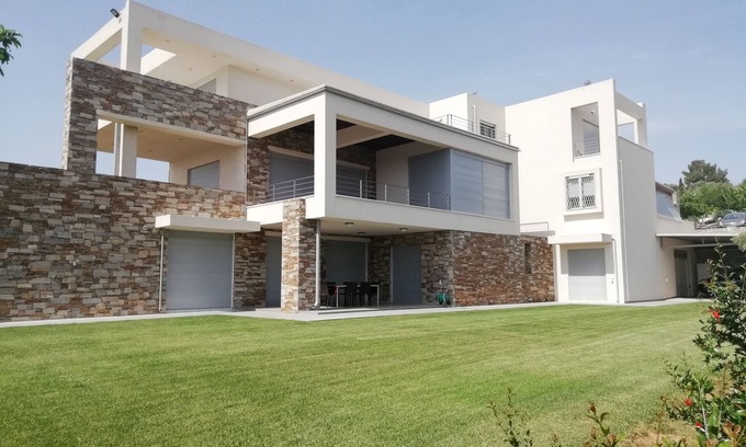 Rafina-Pikermi Apartment | Villa Dimitra - Apartment