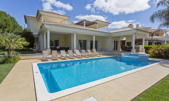 Quarteira Villa | Villa Dolcasol - Six Bedroom Villa, Sleeps 12