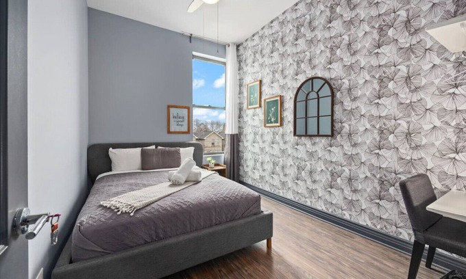 Bronzeville Bed & Breakfast | Villa Dubois Guest House Room 2
