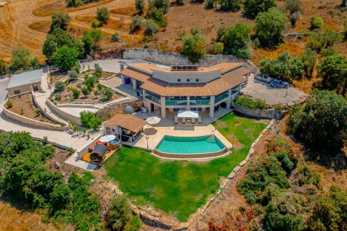 Droushia Villa | Villa EaglesRock & Spa - Droushia